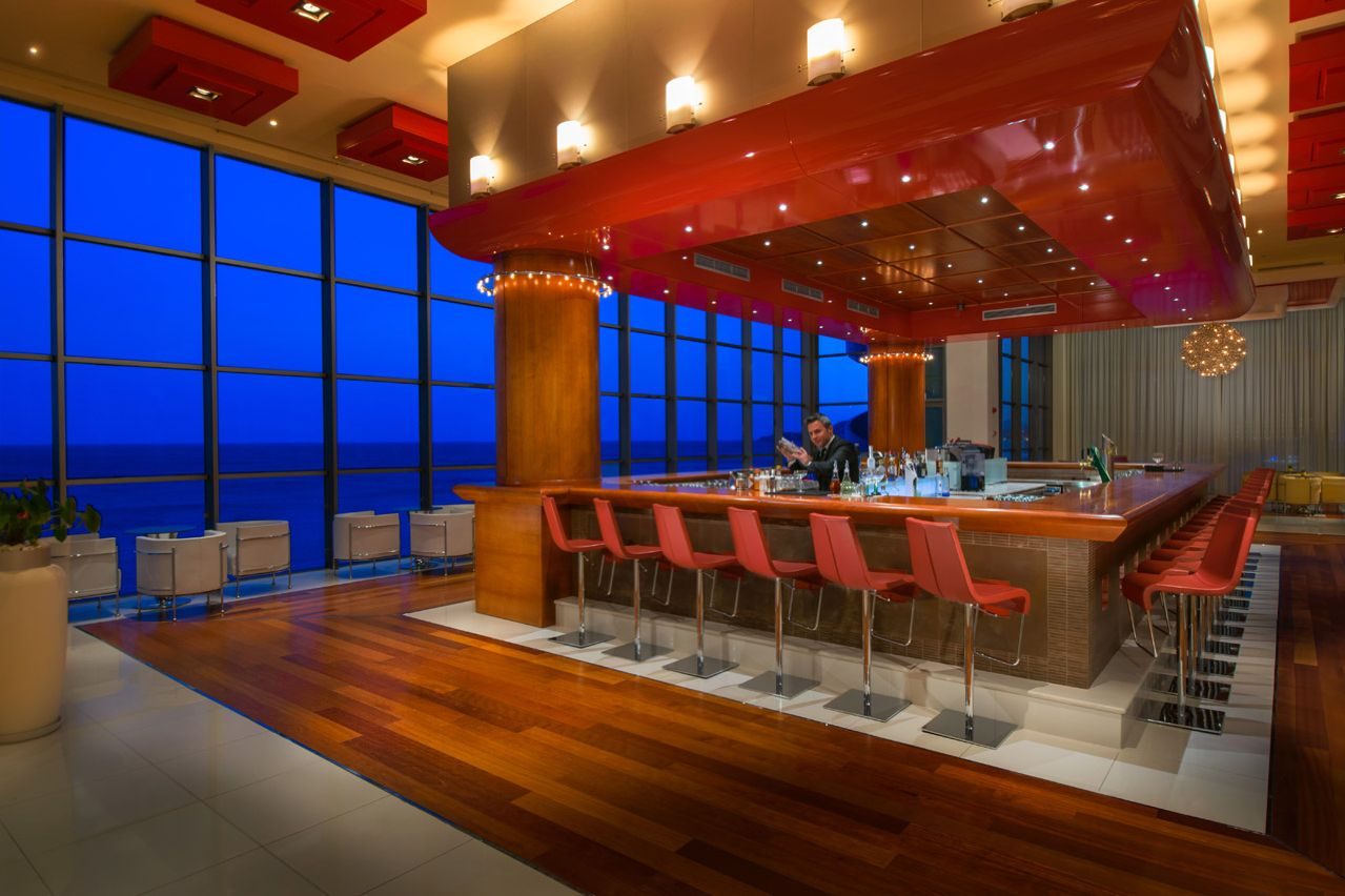 Elisium Hotel — κουφώματα αλουμινίου, Ρόδος