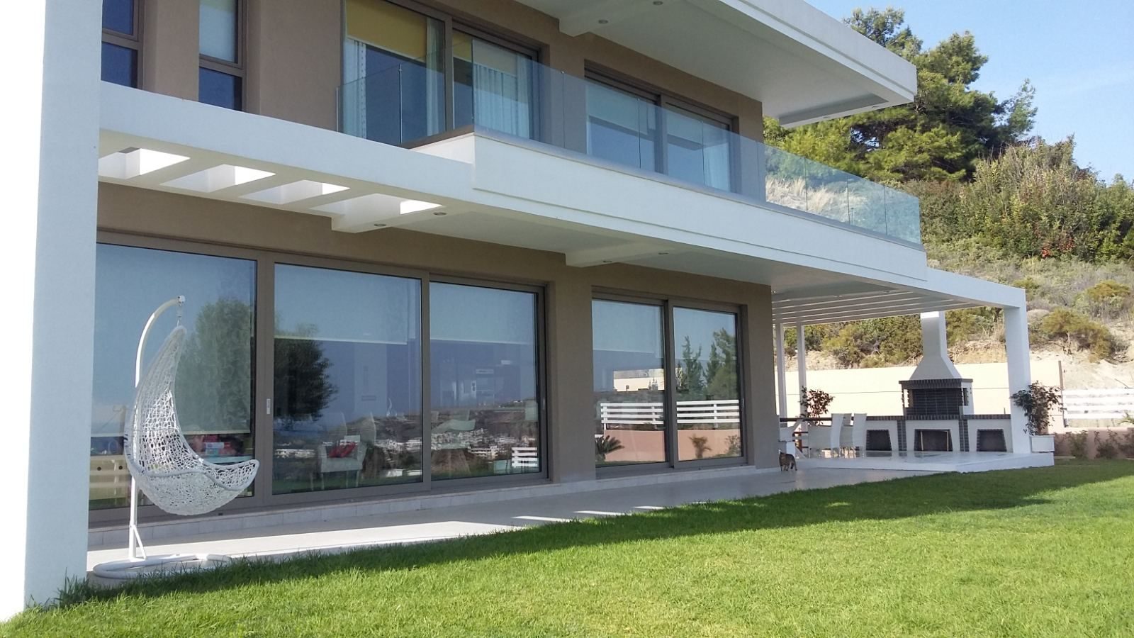 Κατοικία Φαληράκι Ρόδου — κουφώματα αλουμινίου, Φαληράκι, Ρόδος