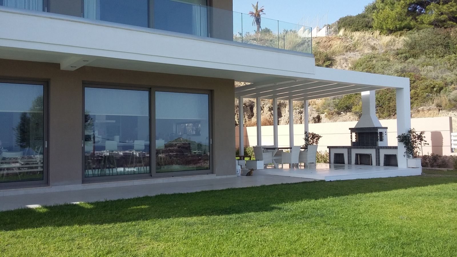 Κατοικία Φαληράκι Ρόδου — κουφώματα αλουμινίου, Φαληράκι, Ρόδος
